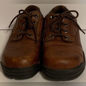 Hytest steel toed shoes/great quality/ preowned only worn three times/firm price